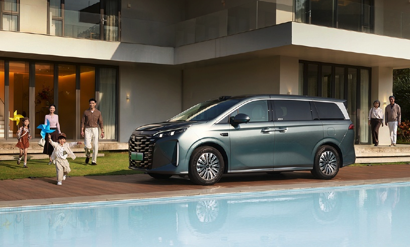 比亚迪2026款夏MPV正式上市:补贴价19.68万起